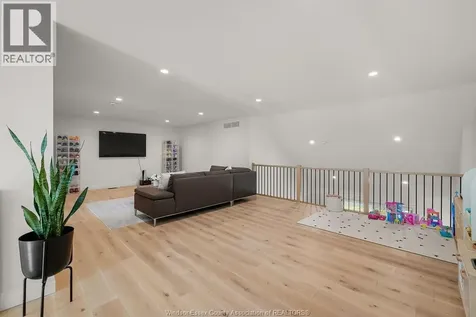 324 Jordan Lane Lakeshore ON N8N 0J3