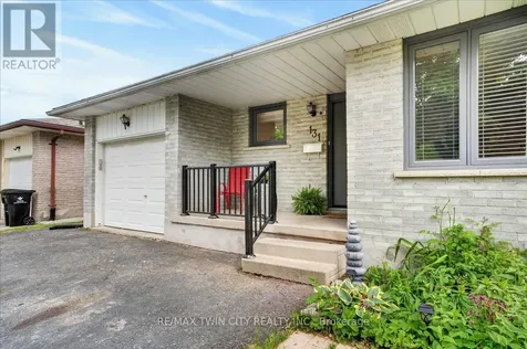 131 Carlyle Drive Kitchener ON N2P 1V9