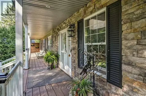 527 River Road Cambridge ON N3C 2B8