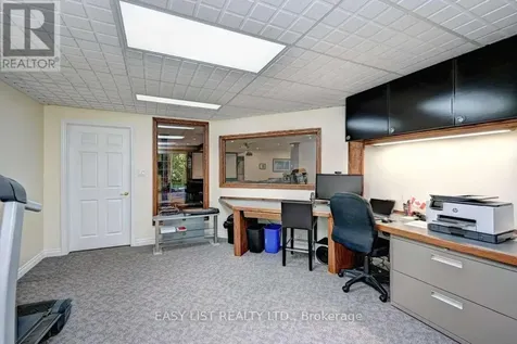 527 River Road Cambridge ON N3C 2B8