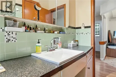 589 Glover Road Hamilton ON N0L 1W0