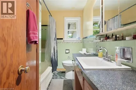 589 Glover Road Hamilton ON N0L 1W0