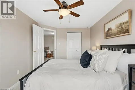 22 Sandcreek Lane Guelph ON N1E 7K9