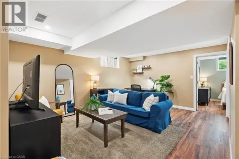 22 Sandcreek Lane Guelph ON N1E 7K9