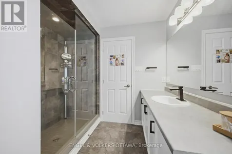 139 Switch Grass Crescent Ottawa ON K2J 5Z3