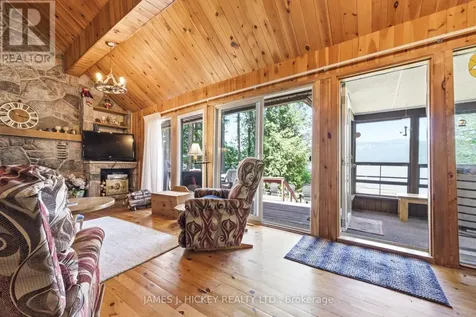 31 Beaverbrook Lane Deep River ON K0J 1P0