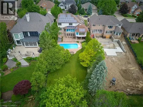 114 Jerome Park Drive Dundas ON L9H 6H3