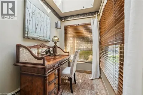7 Lakegate Drive Stoney Creek ON L8E 3T7