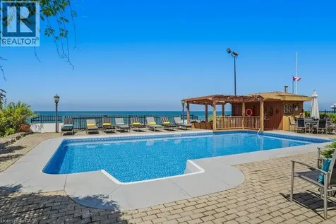 7 Lakegate Drive Stoney Creek ON L8E 3T7