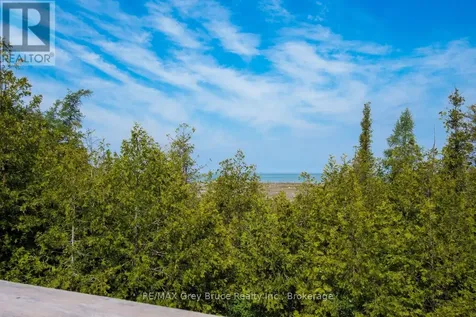 37 Paradise Drive Northern Bruce Peninsula ON N0H 1W0