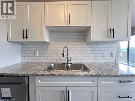283 Fairway Road North Kitchener ON N2A 2P1