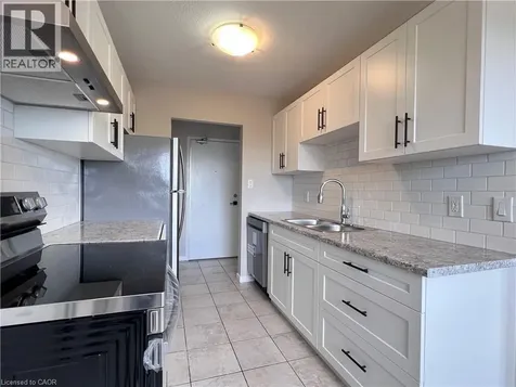 283 Fairway Road North Kitchener ON N2A 2P1