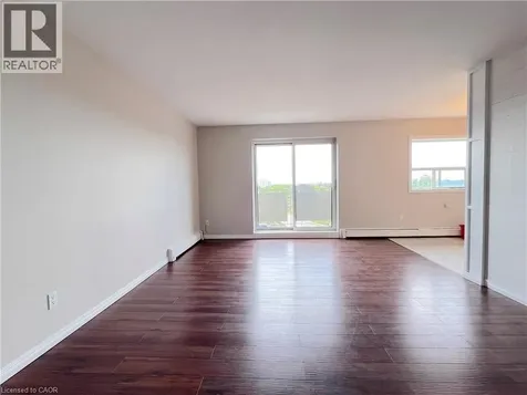 283 Fairway Road North Kitchener ON N2A 2P1