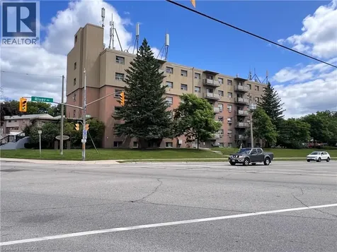 283 Fairway Road North Kitchener ON N2A 2P1