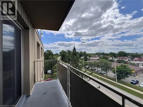 283 Fairway Road North Kitchener ON N2A 2P1