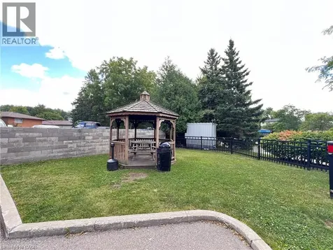 283 Fairway Road North Kitchener ON N2A 2P1