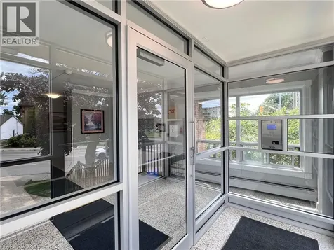 283 Fairway Road North Kitchener ON N2A 2P1