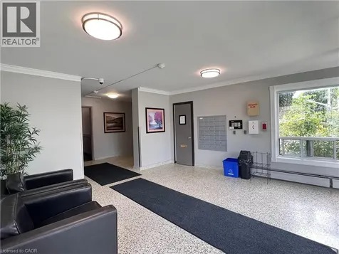 283 Fairway Road North Kitchener ON N2A 2P1