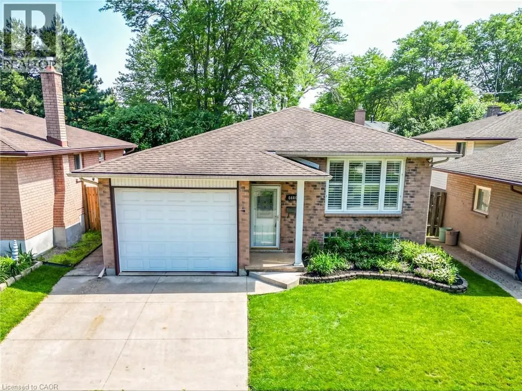6444 Armstrong Drive Niagara Falls ON L2H 2M1
