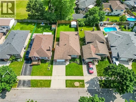 6444 Armstrong Drive Niagara Falls ON L2H 2M1