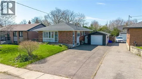90 Prince Charles Drive Georgetown ON L7G 3V4