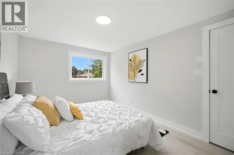 121 Centennial Road Toronto ON M1C 1Z7