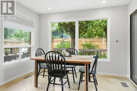 133 Warner Drive Oakville (br Bronte) ON L6L 6G7