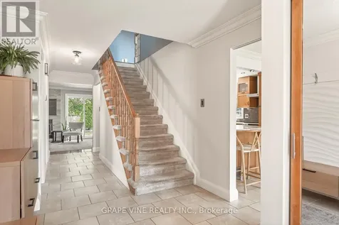 79 Homestead Street Ottawa ON K2E 7T3