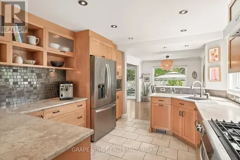 79 Homestead Street Ottawa ON K2E 7T3