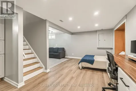 79 Homestead Street Ottawa ON K2E 7T3
