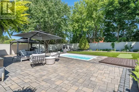79 Homestead Street Ottawa ON K2E 7T3
