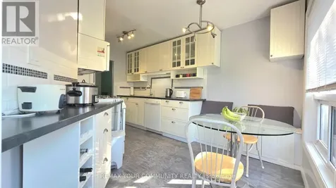 210 Highland Crescent Kitchener ON N2M 5H7