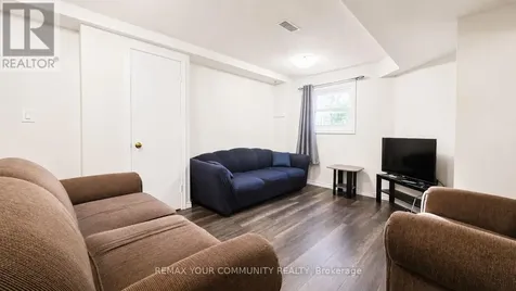 210 Highland Crescent Kitchener ON N2M 5H7