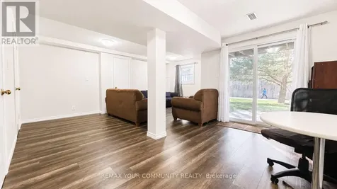 210 Highland Crescent Kitchener ON N2M 5H7