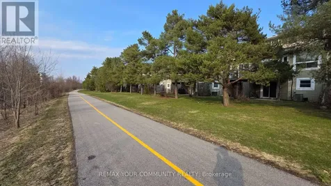 210 Highland Crescent Kitchener ON N2M 5H7