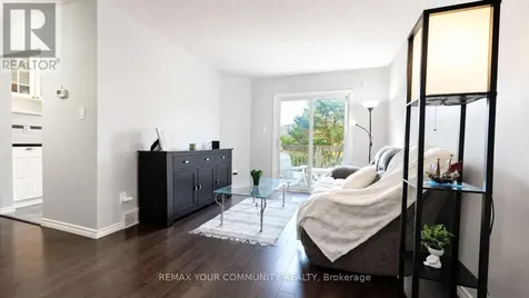 210 Highland Crescent Kitchener ON N2M 5H7