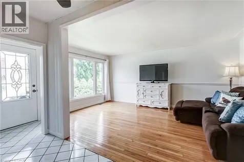 134 Norfolk Avenue Cambridge ON N1R 3V2