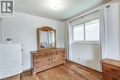 134 Norfolk Avenue Cambridge ON N1R 3V2