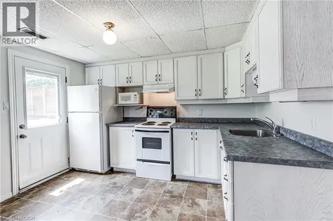 134 Norfolk Avenue Cambridge ON N1R 3V2