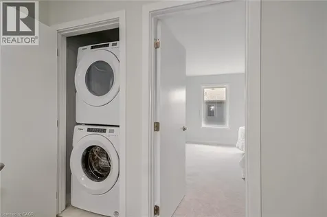 35 Dawson Drive Collingwood ON L9Y 5T1
