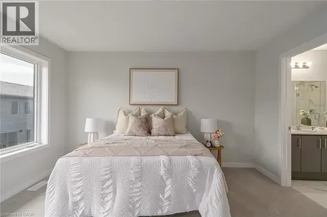 35 Dawson Drive Collingwood ON L9Y 5T1