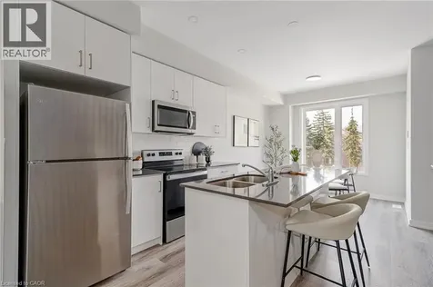 35 Dawson Drive Collingwood ON L9Y 5T1
