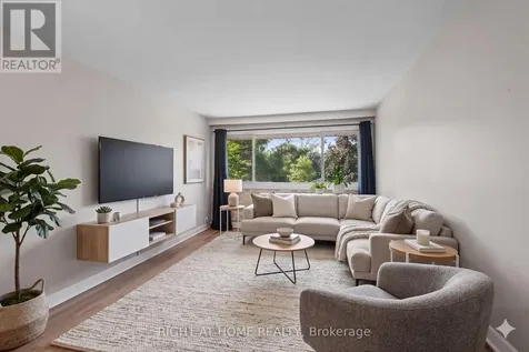 2709 Don Street Ottawa ON K2B 6Y4