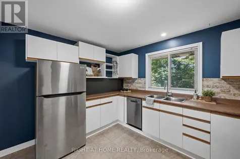 2709 Don Street Ottawa ON K2B 6Y4