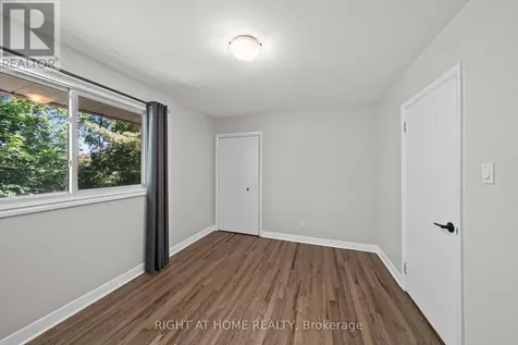 2709 Don Street Ottawa ON K2B 6Y4