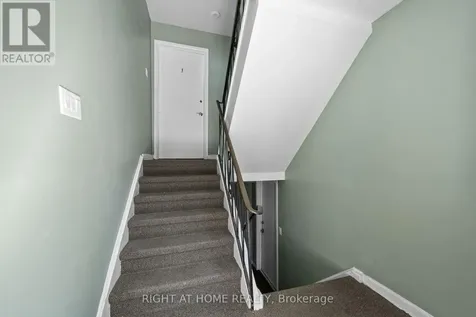 2709 Don Street Ottawa ON K2B 6Y4