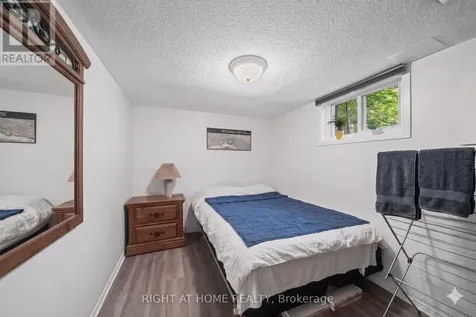 2709 Don Street Ottawa ON K2B 6Y4