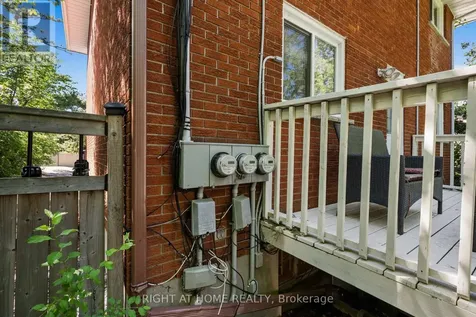 2709 Don Street Ottawa ON K2B 6Y4