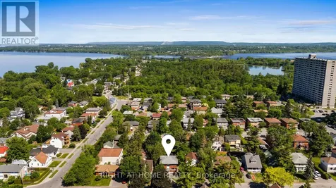 2709 Don Street Ottawa ON K2B 6Y4