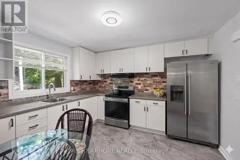 2709 Don Street Ottawa ON K2B 6Y4